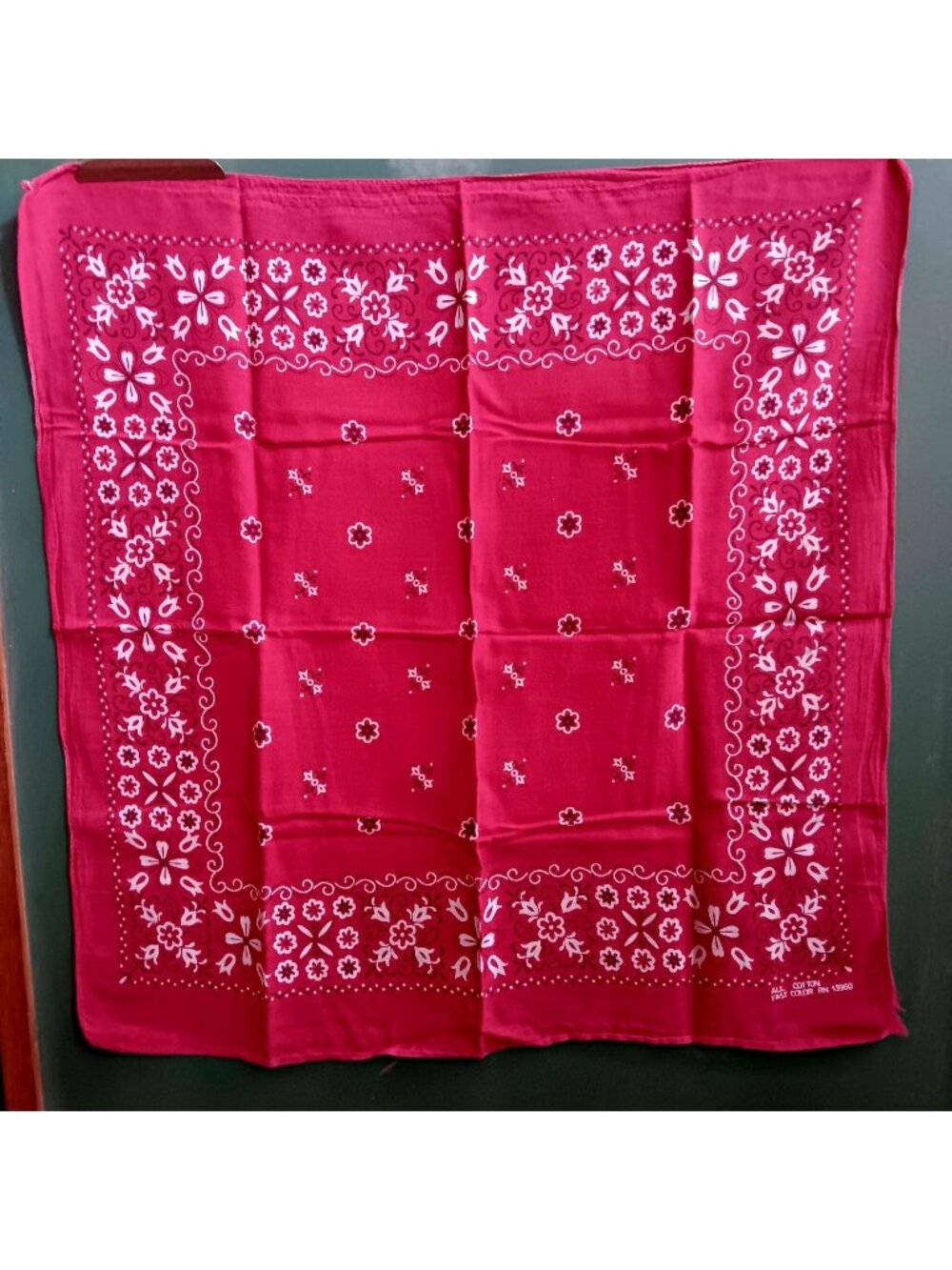 20x20 Vintage Red Western Hanky Bandana Floral Paisley Fast Color Cotton 13960